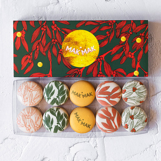 Box of 10 Christmas Macarons