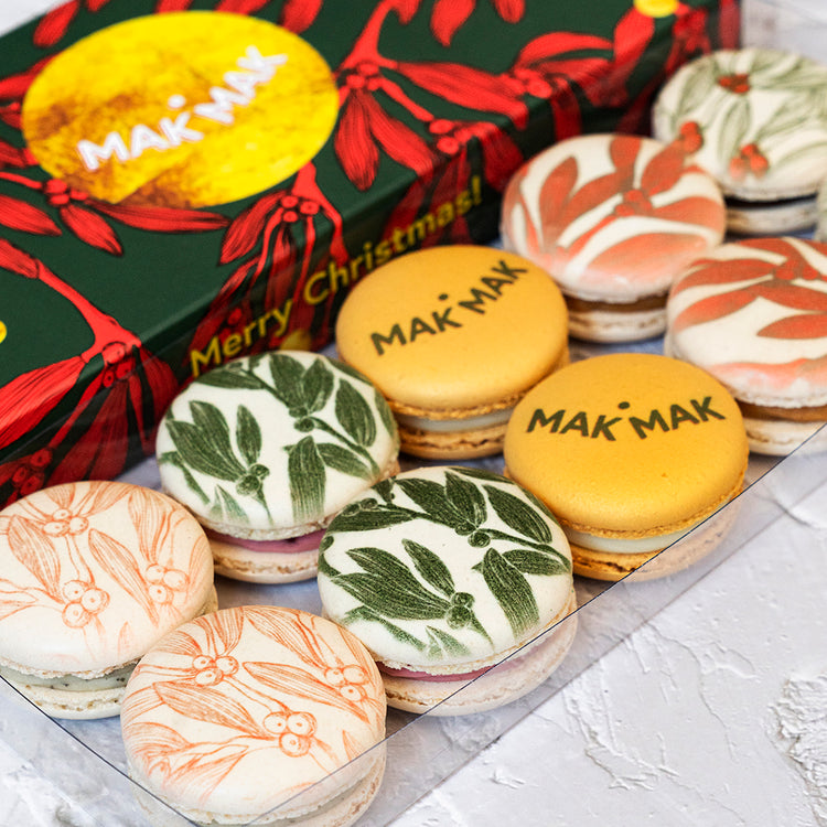 Box of 10 Christmas Macarons